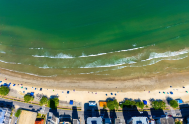Alargamento da faixa de areia avança em Itapema e marca novo momento urbano da cidade